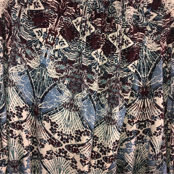 EUC Free People Nouveau Long Lace Top Sleeve Tulip Front Floral Size Medium - Picture 12 of 12